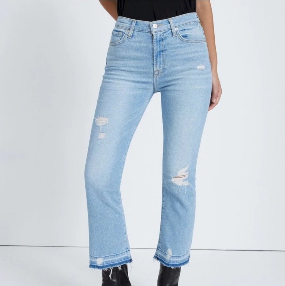 7FAM Luxe Vintage High Waist Slim Kick Light Wash Jeans - Size 30